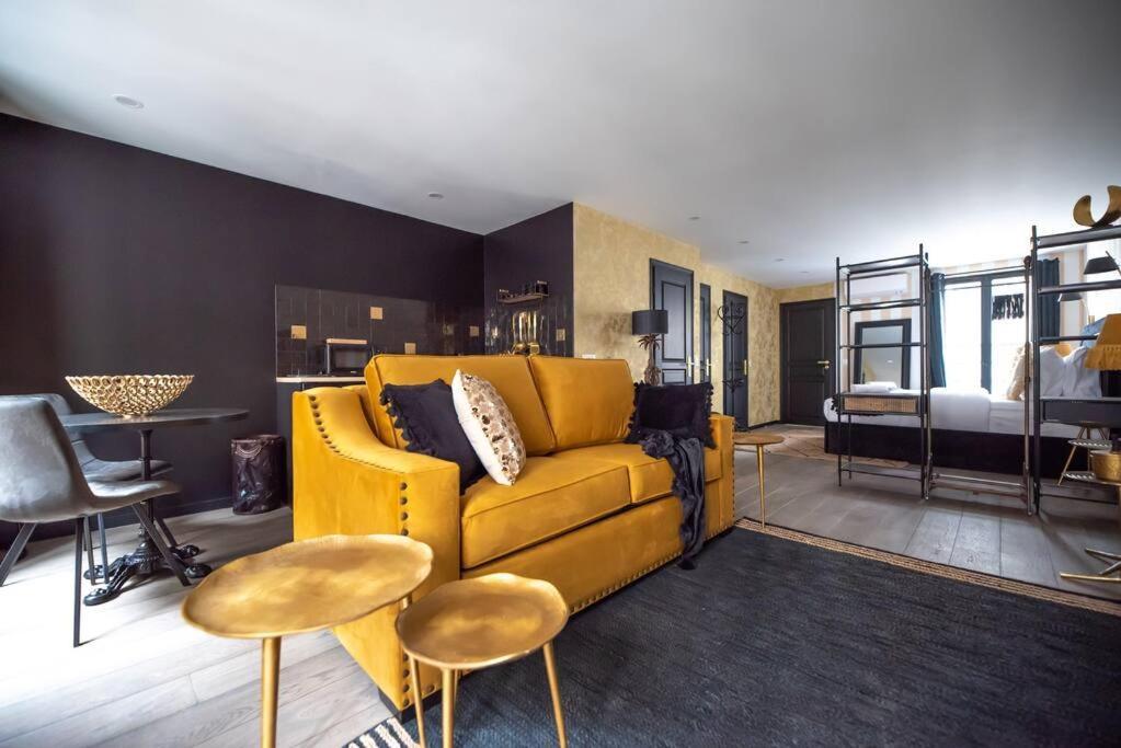 Monsieur Montmartre - Moulin Rouge Residence Paris Room photo
