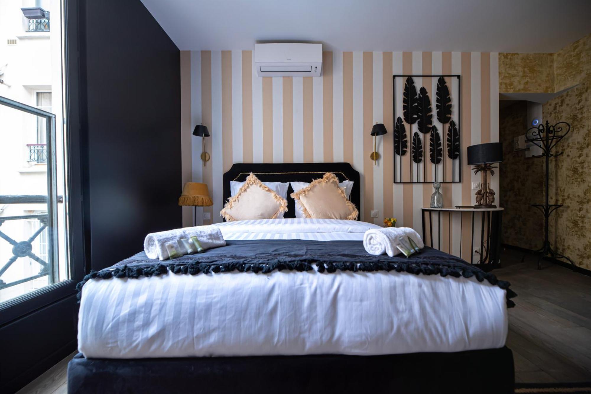 Monsieur Montmartre - Moulin Rouge Residence Paris Room photo